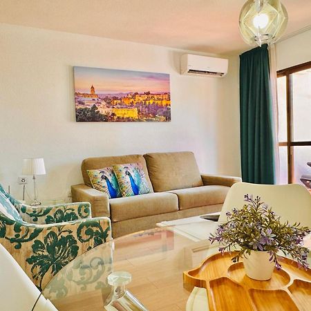 Pueblo Evita Premium Suites Бенальмадена Экстерьер фото