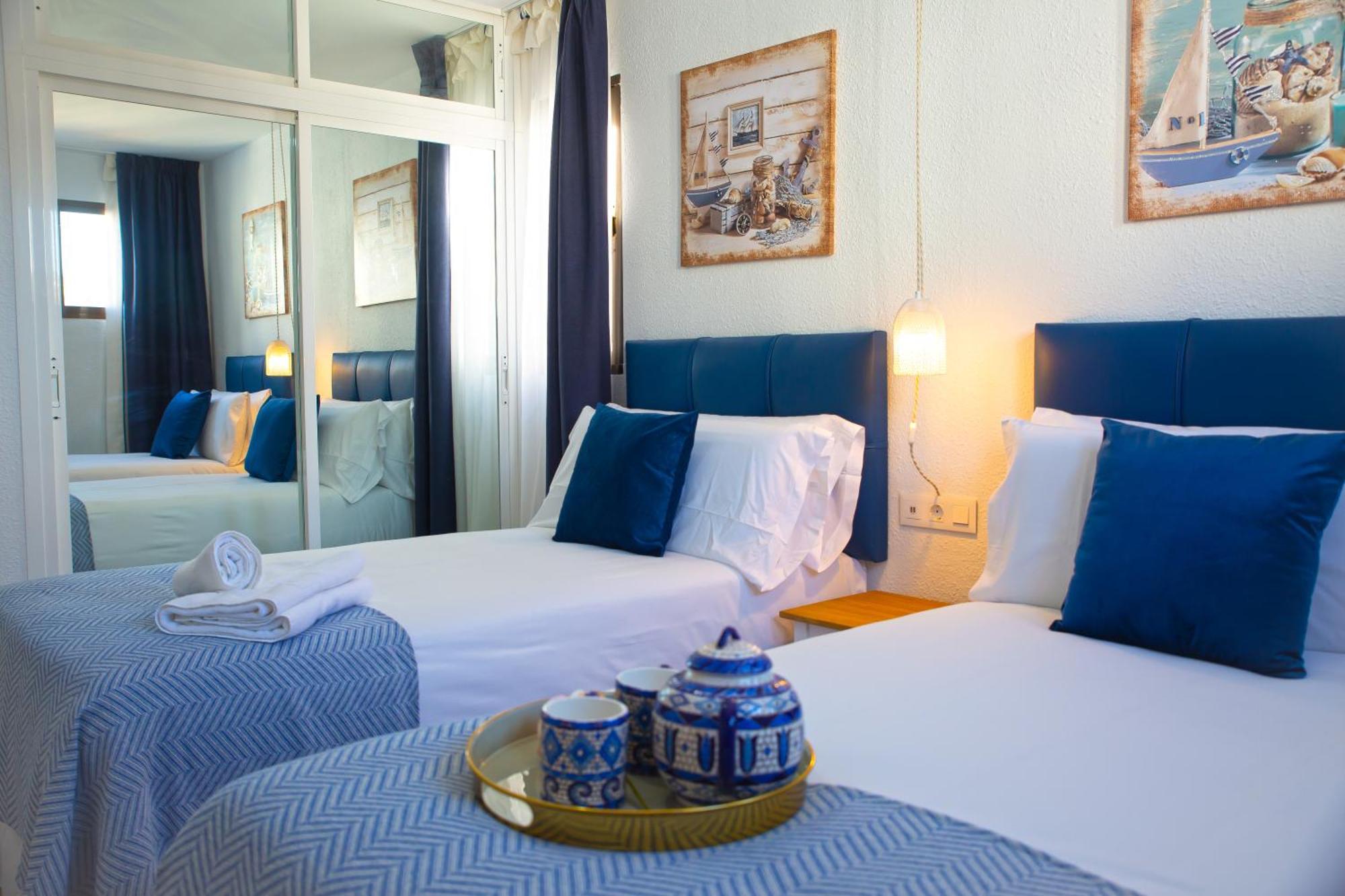 Pueblo Evita Premium Suites Бенальмадена Экстерьер фото